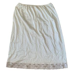 Vintage medium slip midi skirt with lace edging cream elastic waist